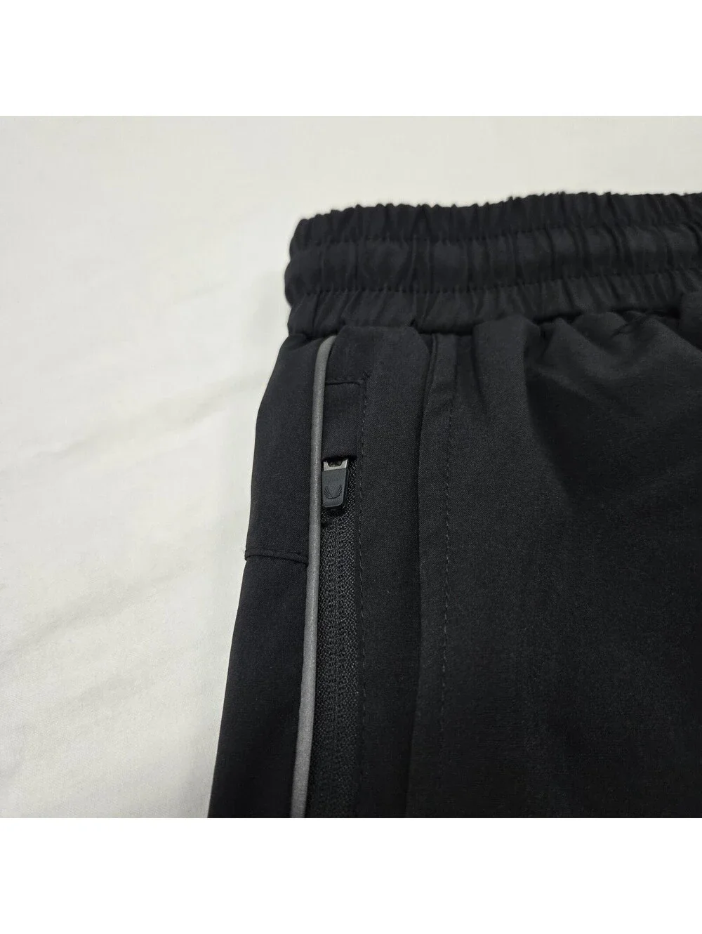 EUC Size MED Men's ASRV DSG-0494 Ultralight Black Track Pants Reflective Joggers